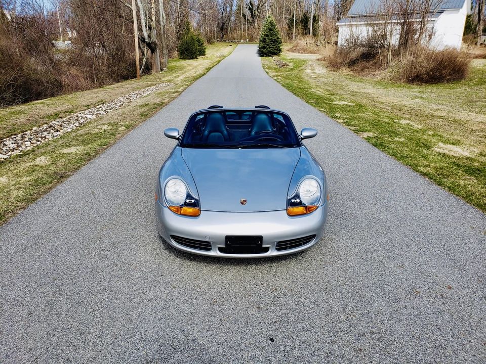 2001 Porsche 986 Boxster S - Image 9 of 31