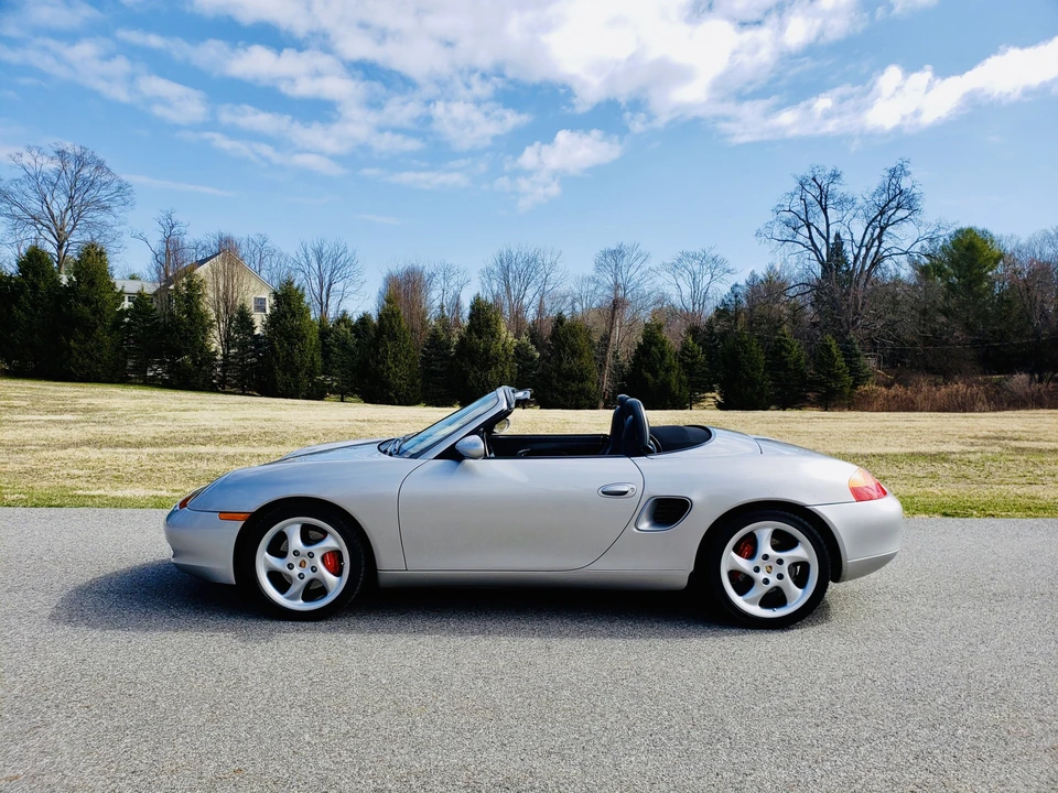 2001 Porsche 986 Boxster S - Image 15 of 31