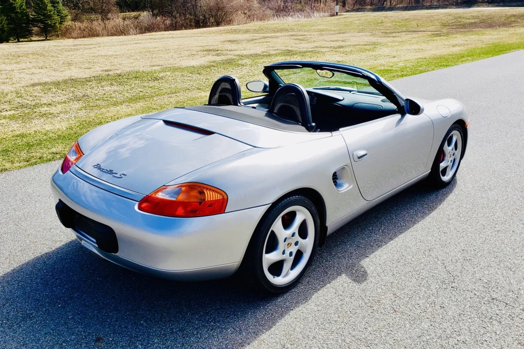 2001 Porsche 986 Boxster S - Image 23 of 31