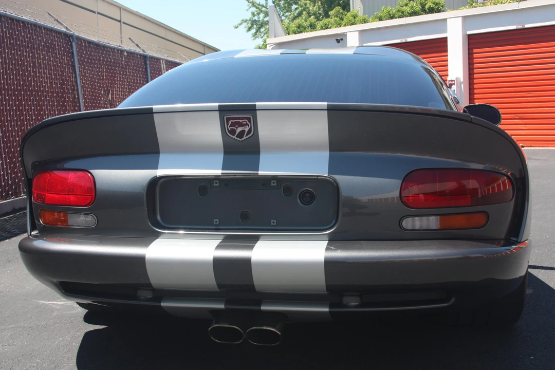 2002 Dodge Viper GTS 2nd Gen - Image 15 of 31