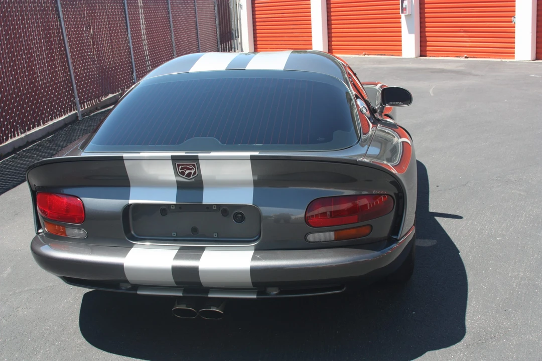 2002 Dodge Viper GTS 2nd Gen - Image 14 of 31