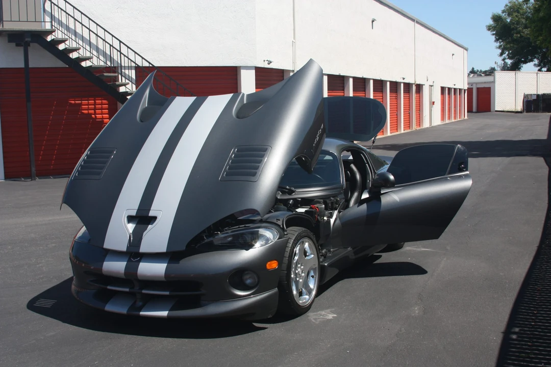 2002 Dodge Viper GTS 2nd Gen - Image 26 of 31