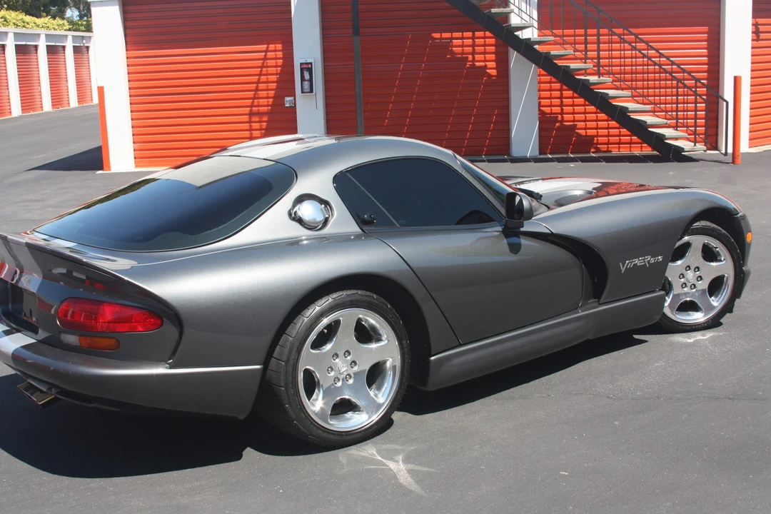 2002 Dodge Viper GTS 2nd Gen - Image 29 of 31