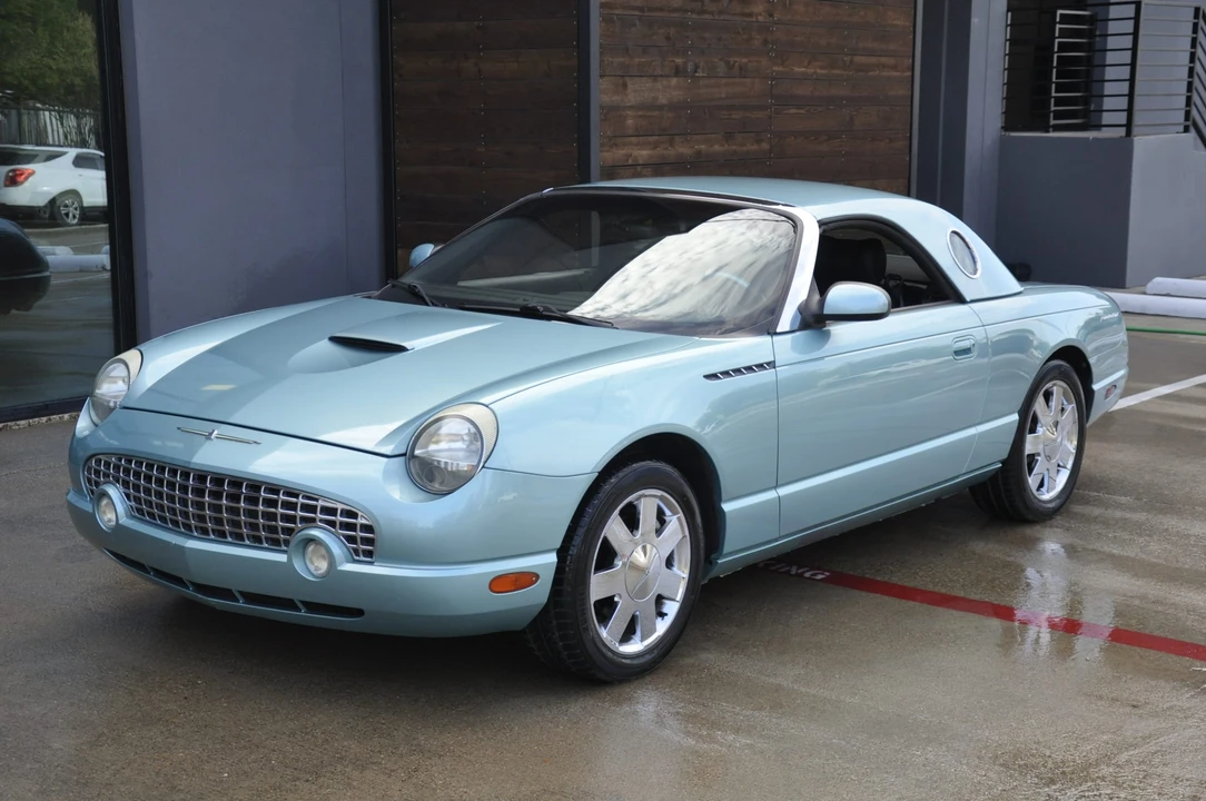 2002 Ford Thunderbird 11th Gen - Image 19 of 31