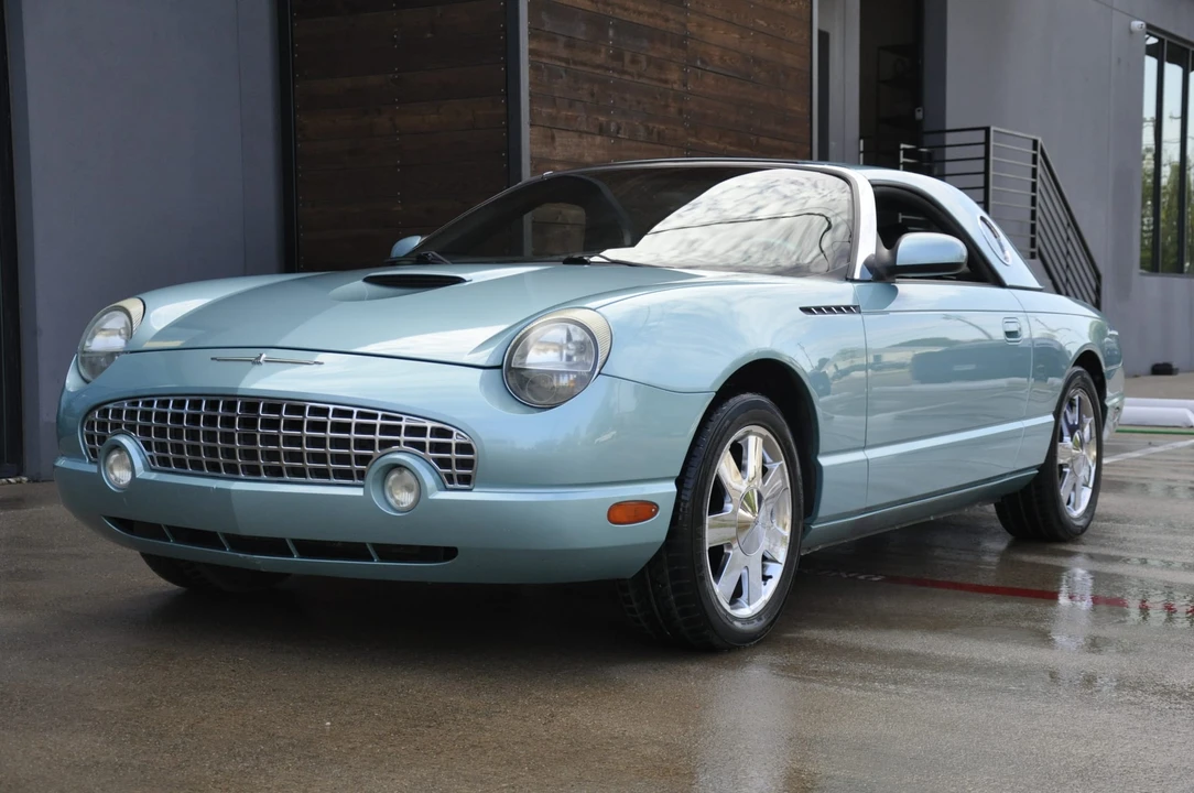 2002 Ford Thunderbird 11th Gen - Image 17 of 31