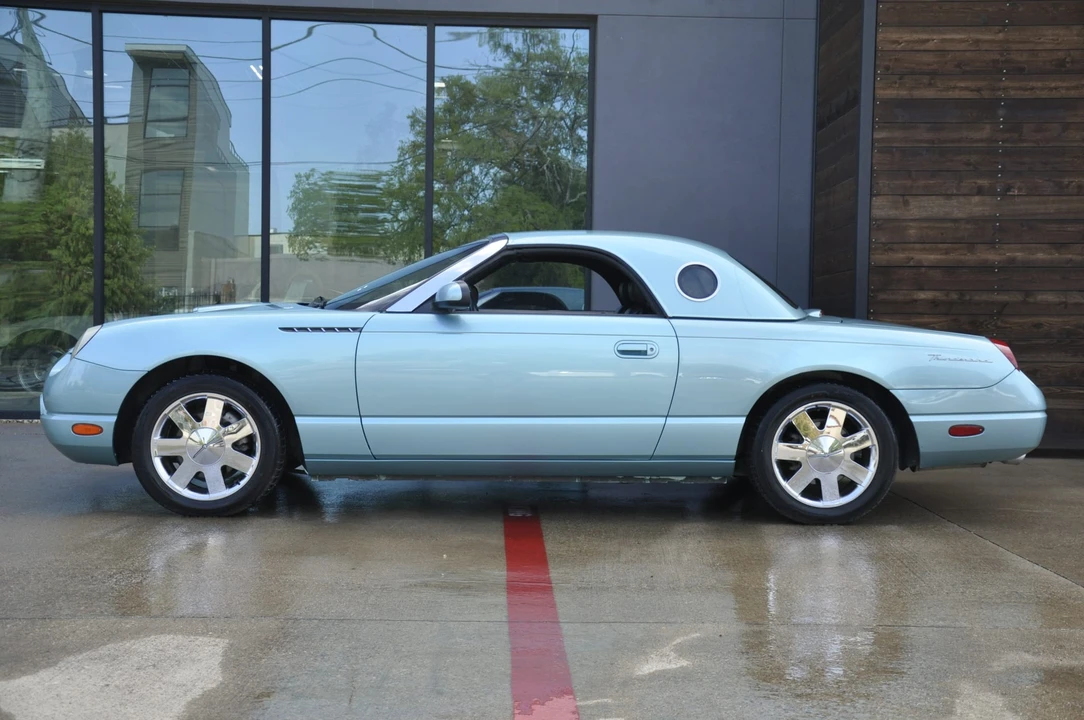 2002 Ford Thunderbird 11th Gen - Image 20 of 31