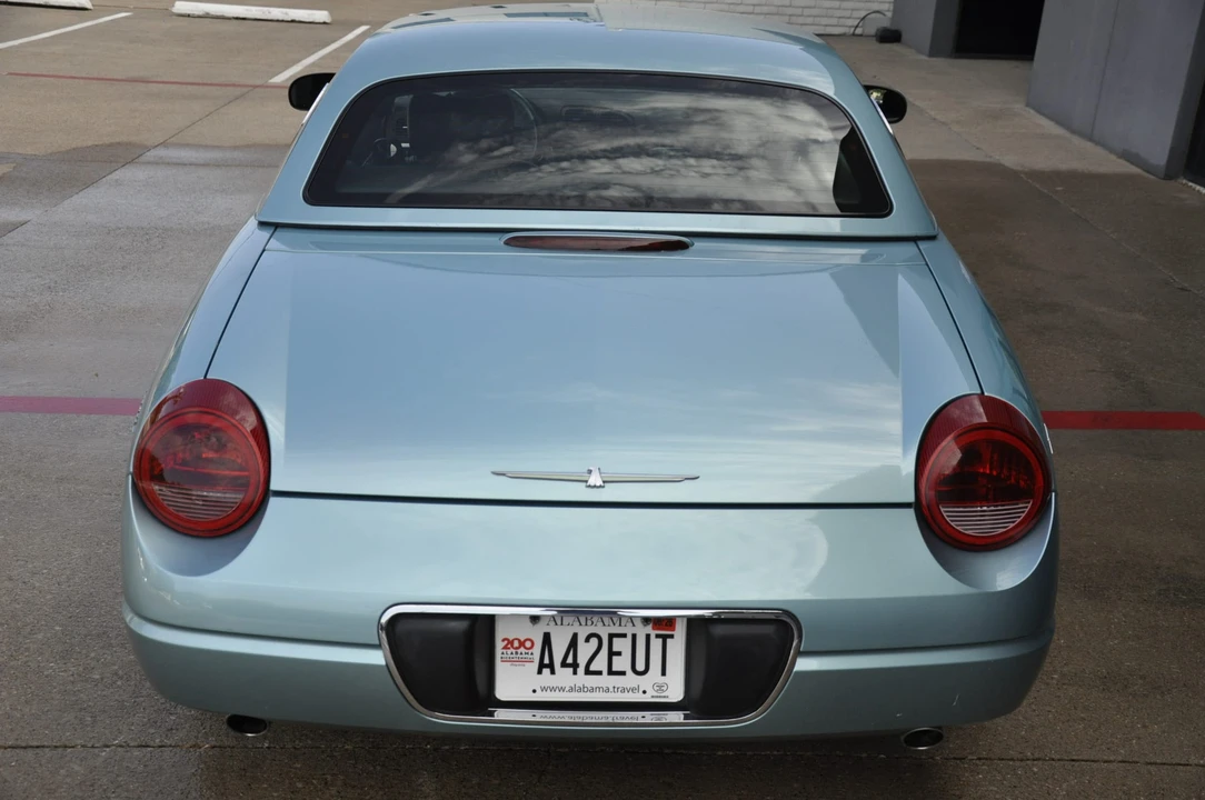 2002 Ford Thunderbird 11th Gen - Image 23 of 31