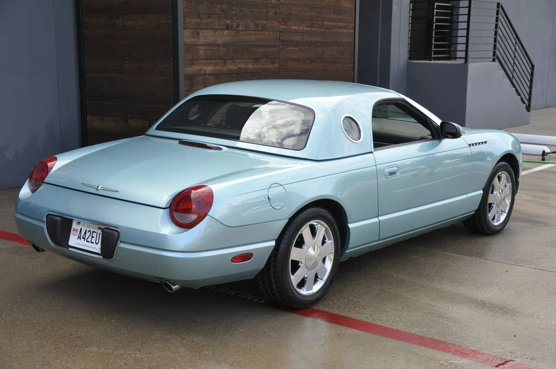 2002 Ford Thunderbird 11th Gen - Image 24 of 31