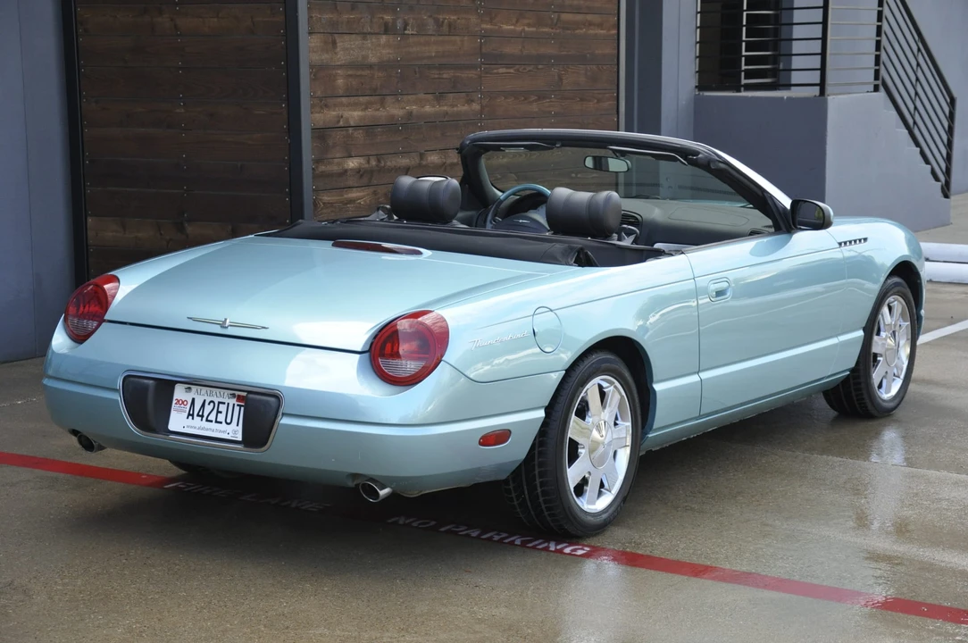 2002 Ford Thunderbird 11th Gen - Image 9 of 31