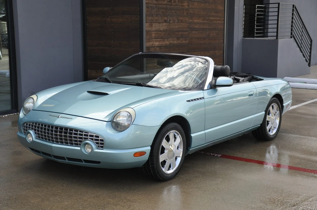 2002 Ford Thunderbird 11th Gen - Image 3 of 31