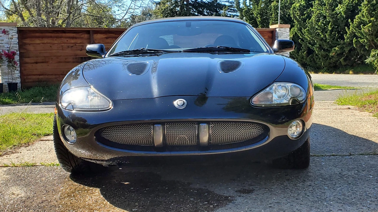2002 Jaguar X100 XKR - Image 22 of 31