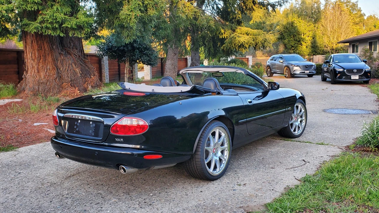 2002 Jaguar X100 XKR - Image 19 of 31
