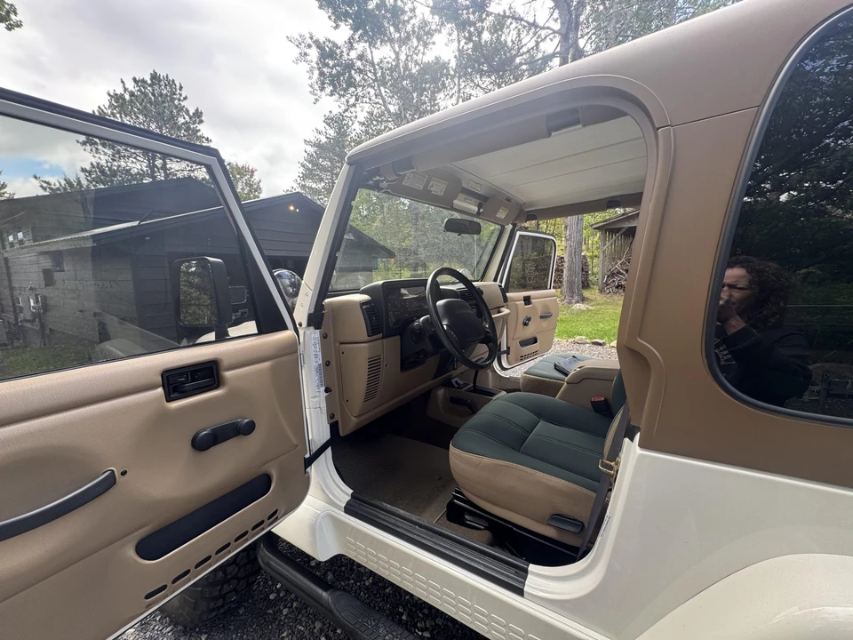 2002 Jeep TJ Wrangler - Image 29 of 31