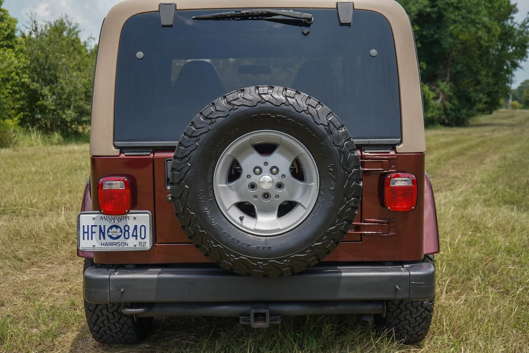 2002 Jeep TJ Wrangler - Image 18 of 31