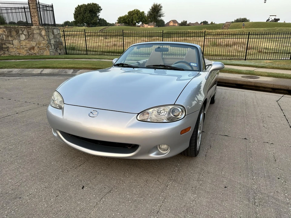 2002 Mazda NB MX-5 Miata - Image 29 of 31