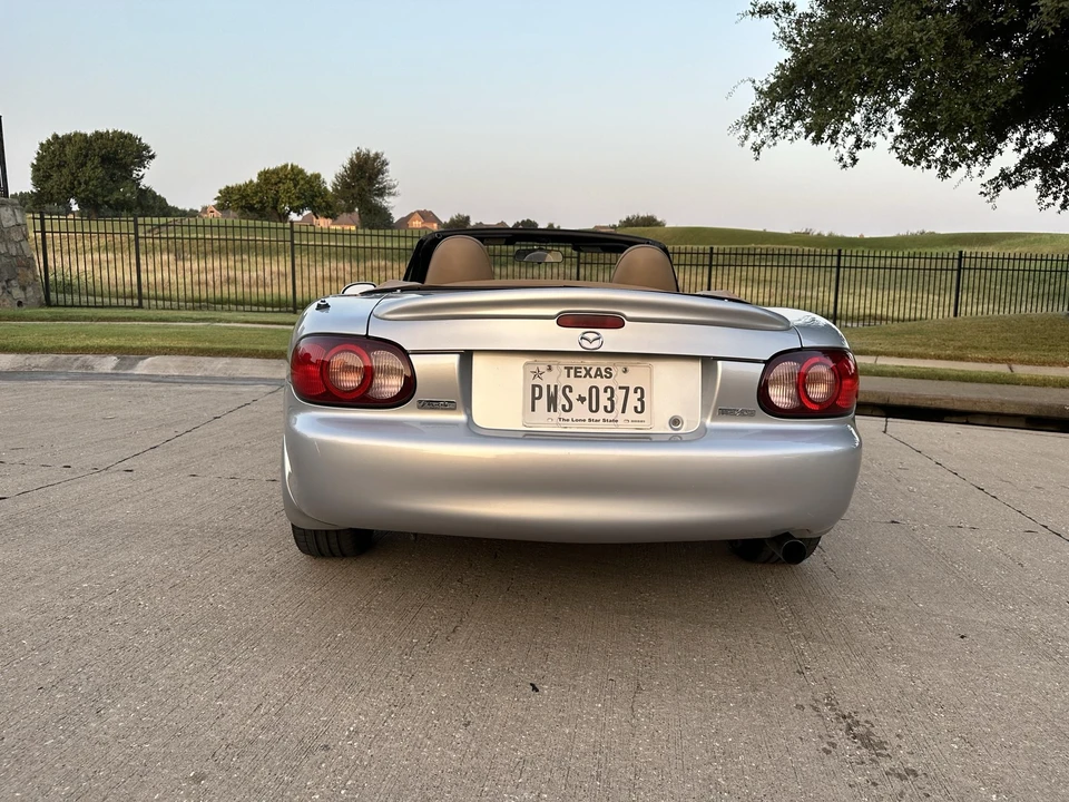 2002 Mazda NB MX-5 Miata - Image 13 of 31