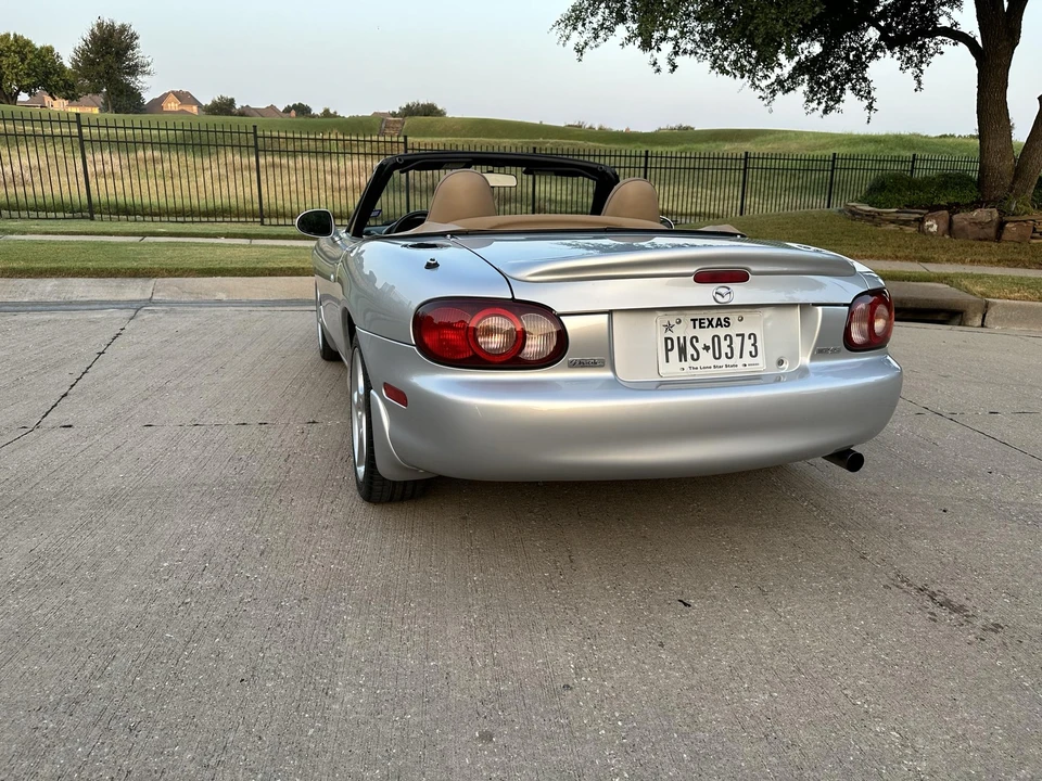 2002 Mazda NB MX-5 Miata - Image 12 of 31