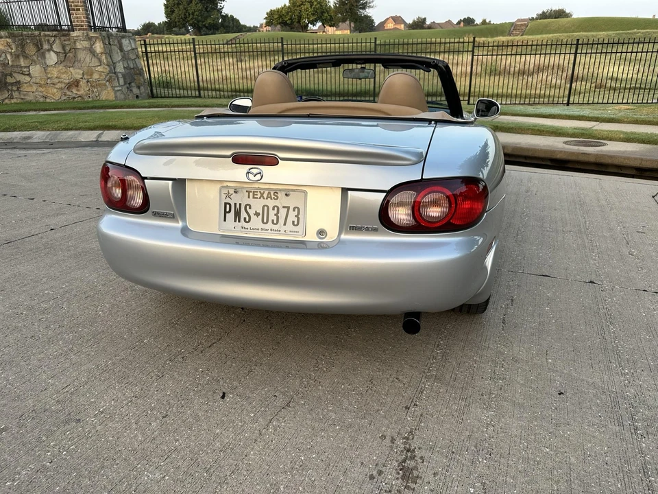 2002 Mazda NB MX-5 Miata - Image 14 of 31