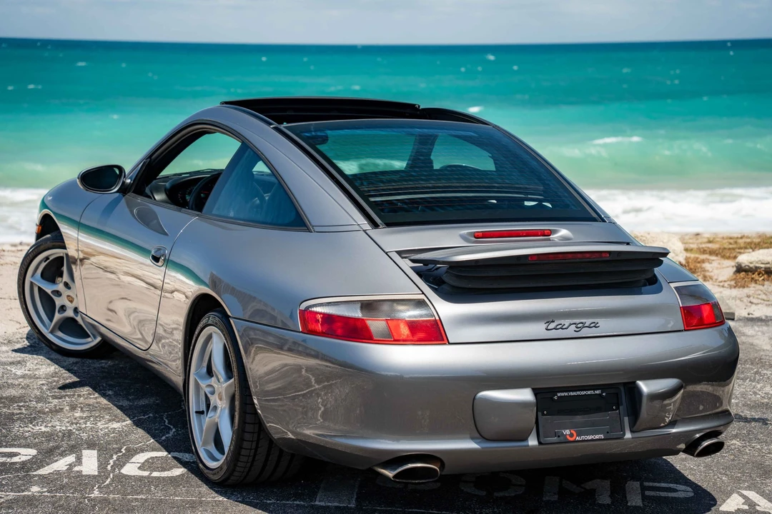 2002 Porsche 996 Carrera - Image 10 of 31