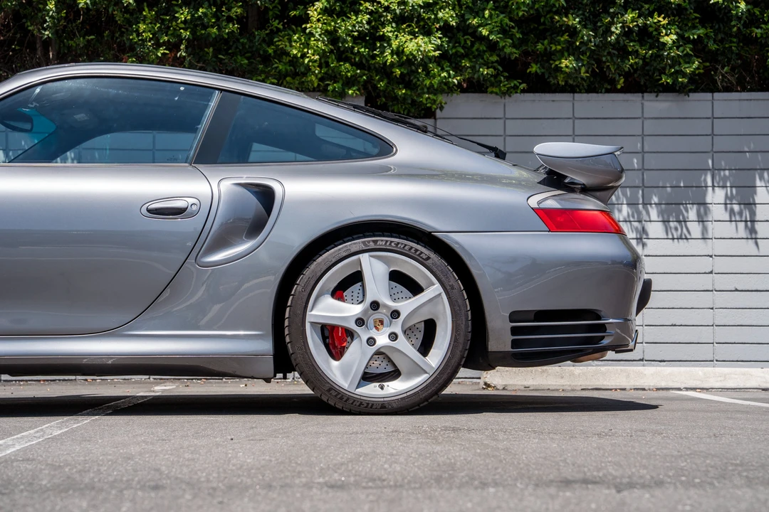 2002 Porsche 996 Turbo - Image 29 of 31