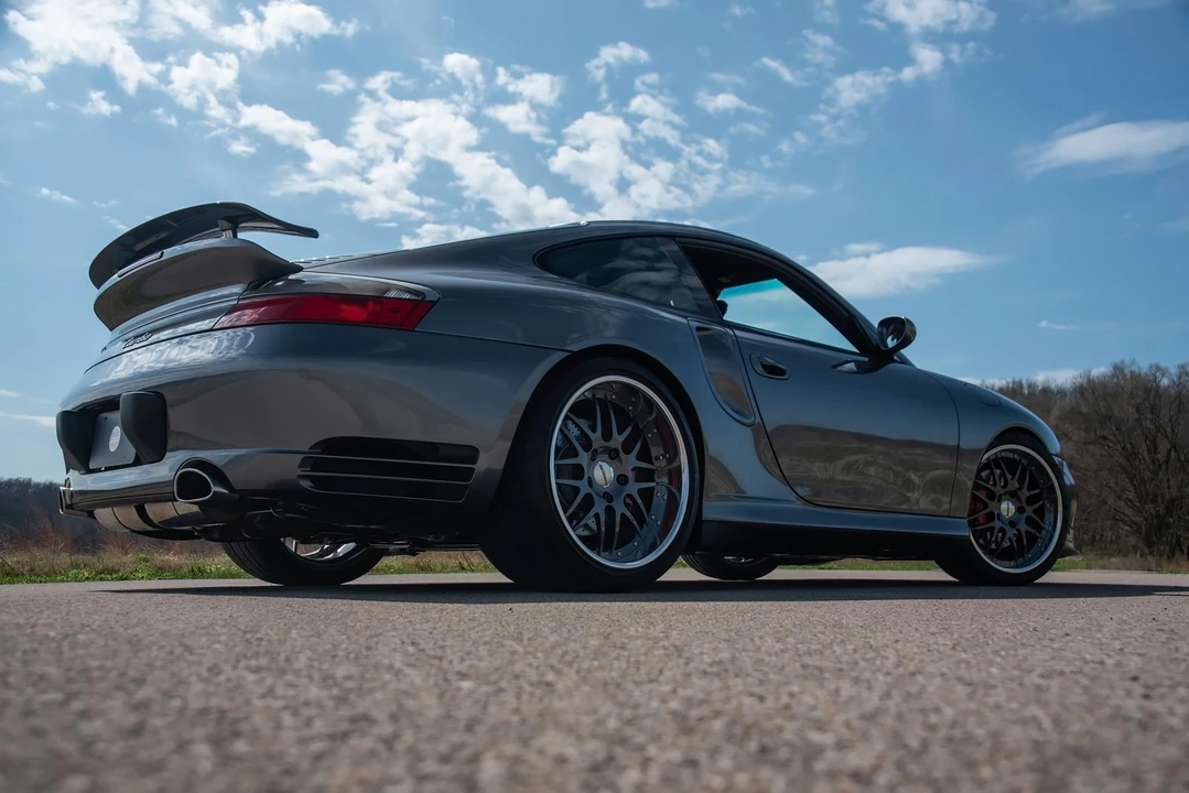 2002 Porsche 996 Turbo - Image 22 of 31