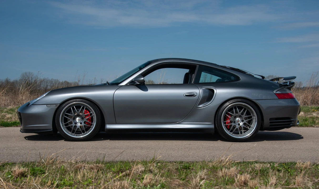2002 Porsche 996 Turbo - Image 10 of 31