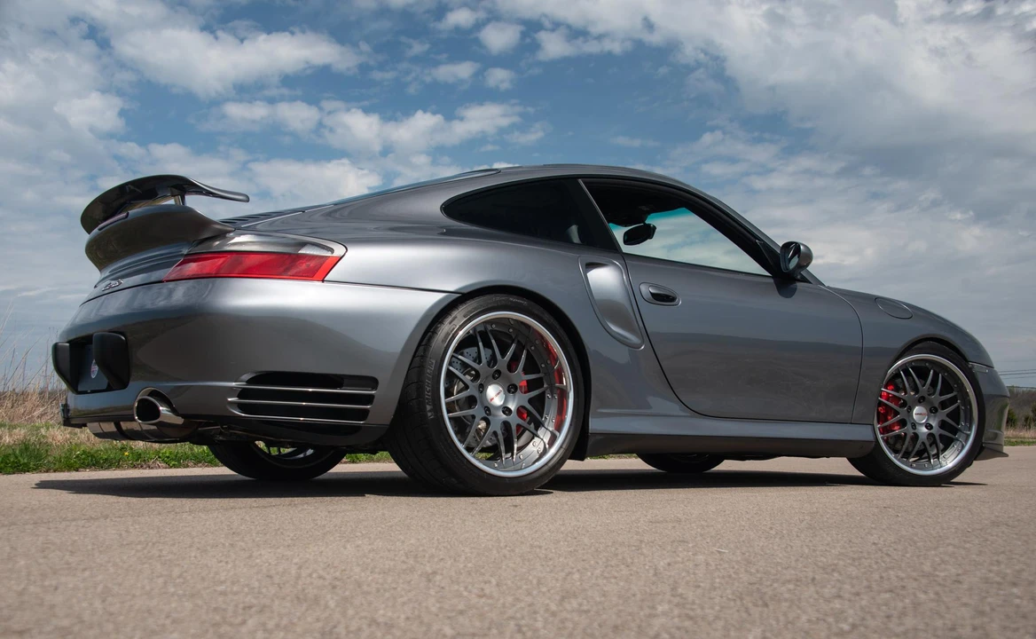 2002 Porsche 996 Turbo - Image 24 of 31