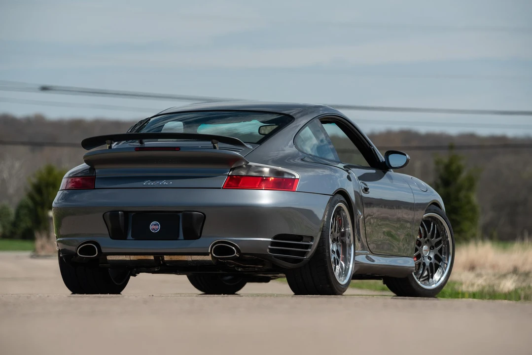 2002 Porsche 996 Turbo - Image 18 of 31