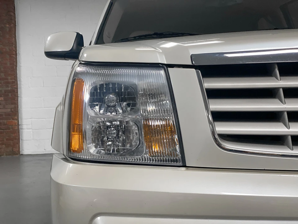2003 Cadillac Escalade & EXT 2nd Gen - Image 18 of 31