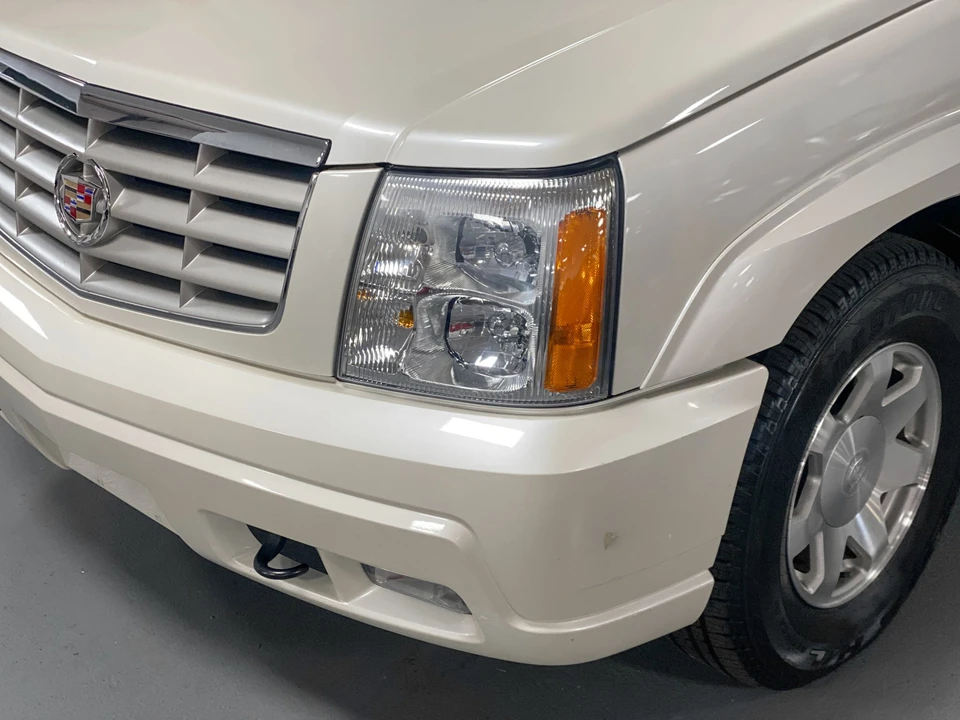 2003 Cadillac Escalade & EXT 2nd Gen - Image 24 of 31
