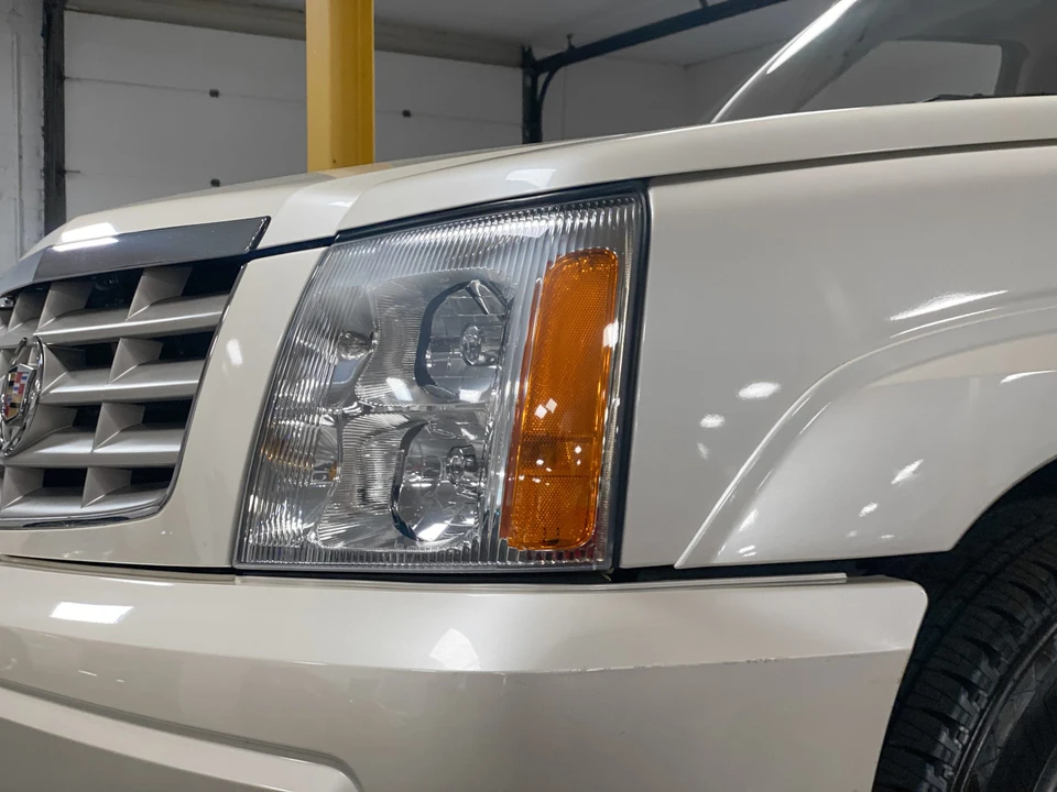 2003 Cadillac Escalade & EXT 2nd Gen - Image 23 of 31
