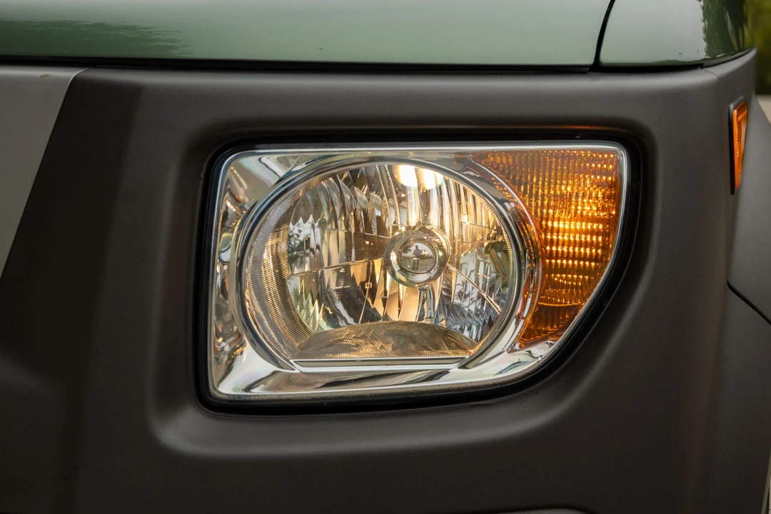 2003 Honda Element - Image 28 of 31