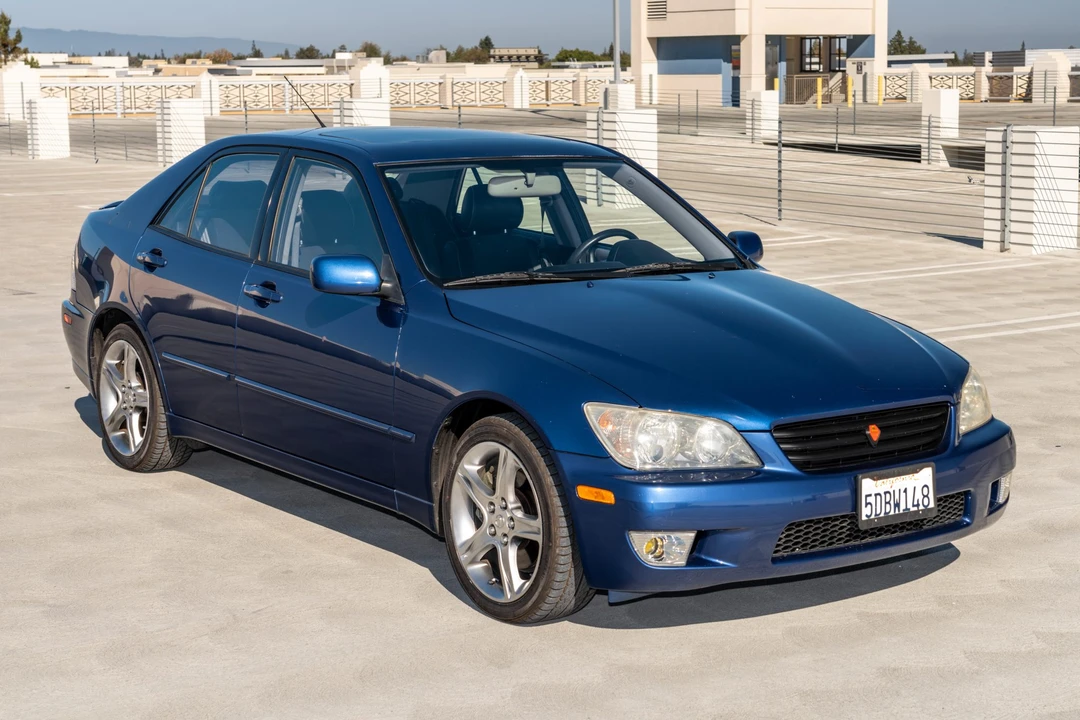 2003 Lexus IS 1st Gen - Image 7 of 31