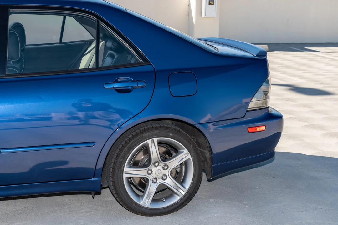 2003 Lexus IS 1st Gen - Image 30 of 31