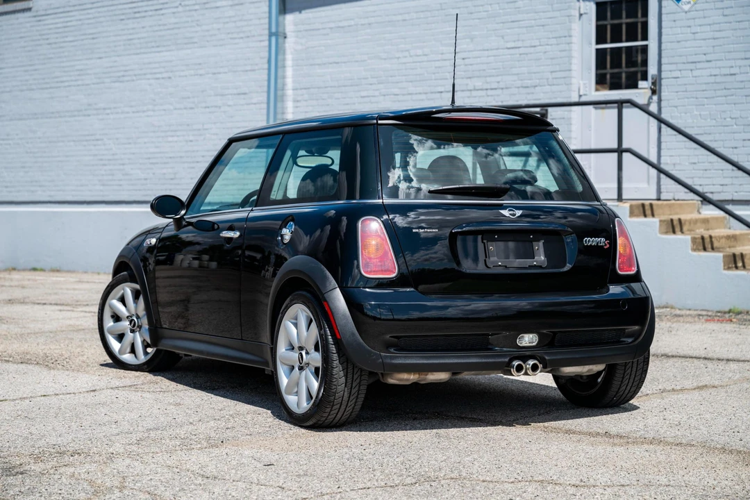2003 Mini Mini Cooper S 1st Gen - Image 15 of 31