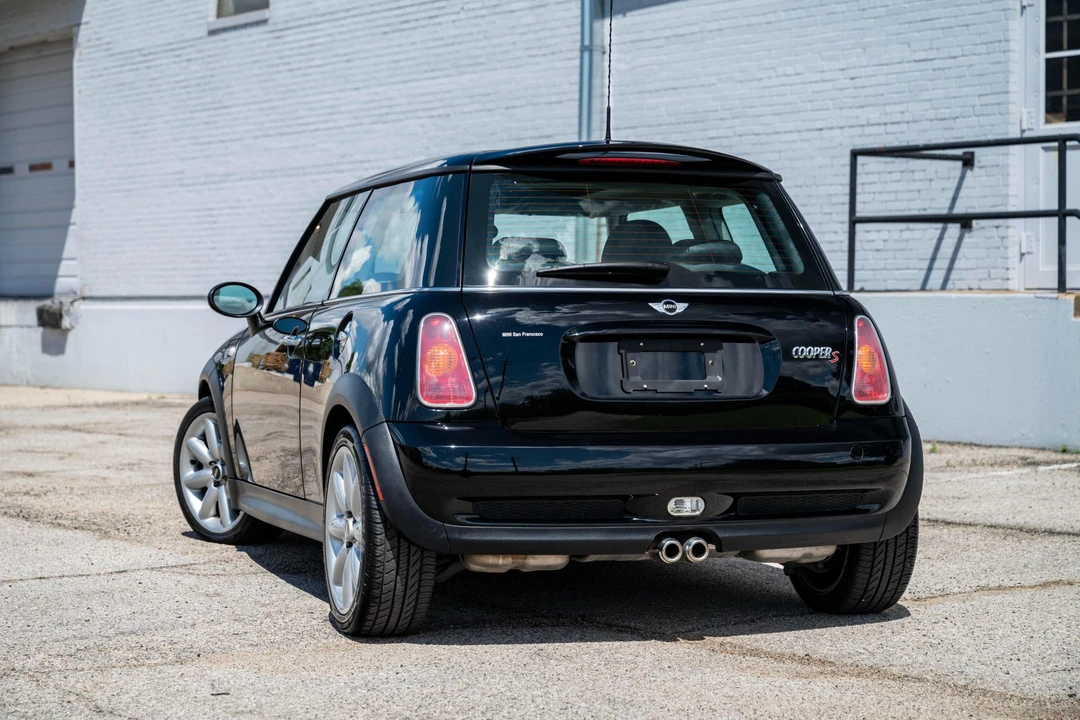 2003 Mini Mini Cooper S 1st Gen - Image 16 of 31