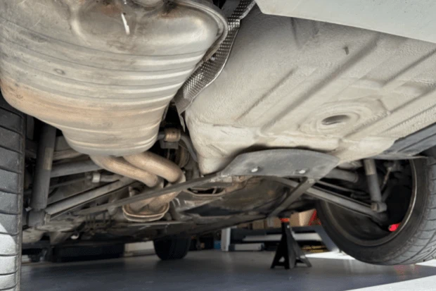 2004 BMW E46 330i & 330Ci - Image 7 of 7