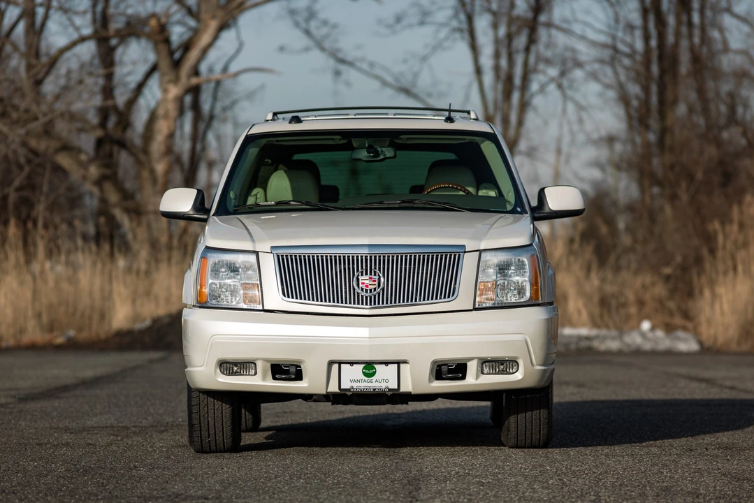 2004 Cadillac Escalade & EXT 2nd Gen - Image 19 of 31