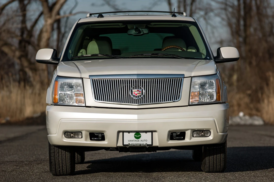 2004 Cadillac Escalade & EXT 2nd Gen - Image 20 of 31