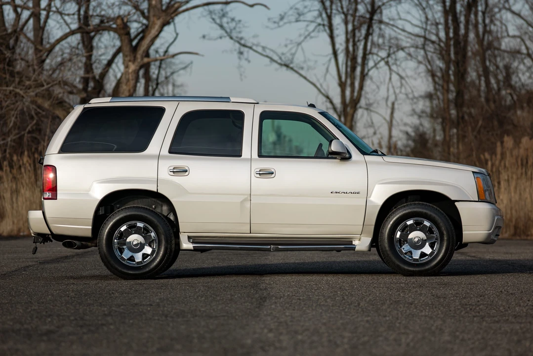 2004 Cadillac Escalade & EXT 2nd Gen - Image 14 of 31
