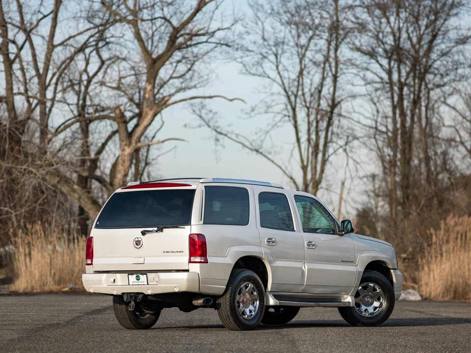 2004 Cadillac Escalade & EXT 2nd Gen - Image 10 of 31