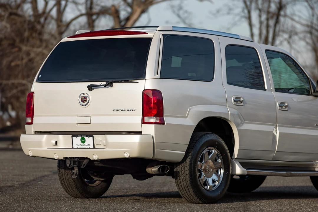 2004 Cadillac Escalade & EXT 2nd Gen - Image 30 of 31