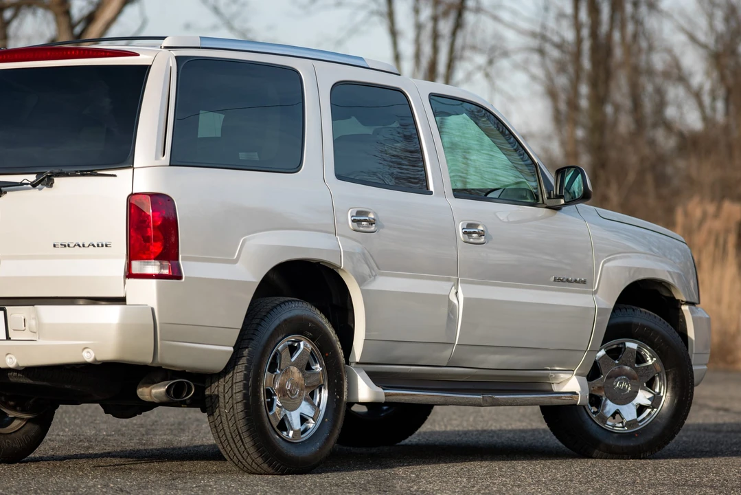 2004 Cadillac Escalade & EXT 2nd Gen - Image 31 of 31