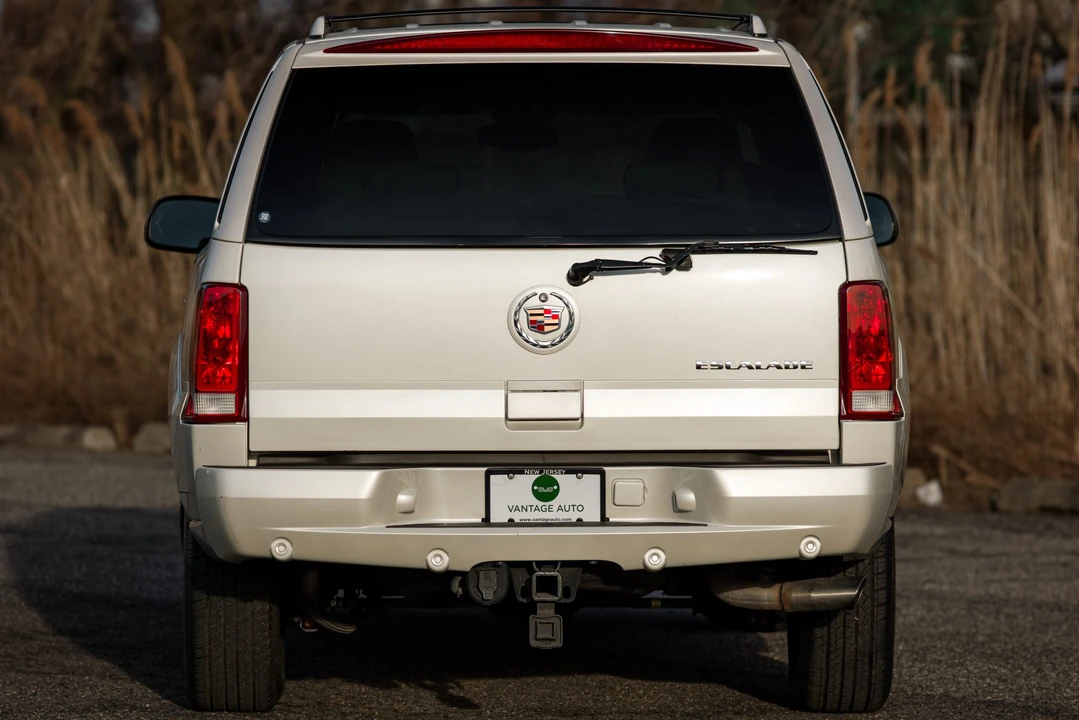 2004 Cadillac Escalade & EXT 2nd Gen - Image 9 of 31