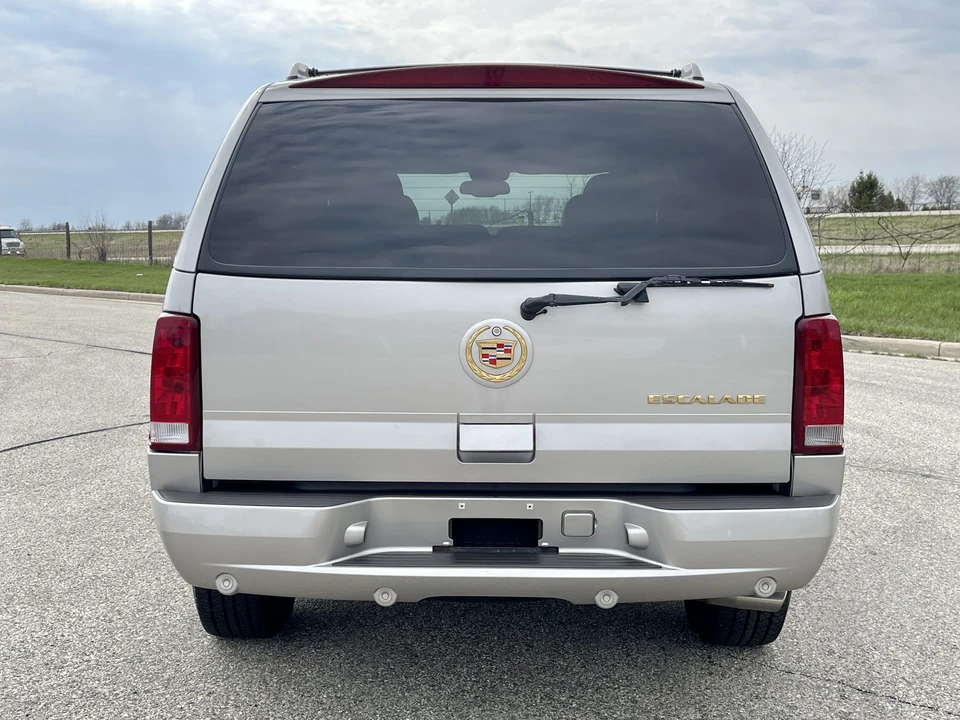 2004 Cadillac Escalade & EXT 2nd Gen - Image 10 of 31