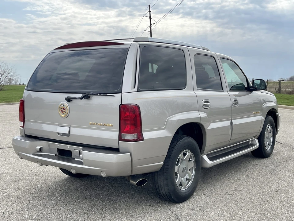 2004 Cadillac Escalade & EXT 2nd Gen - Image 9 of 31