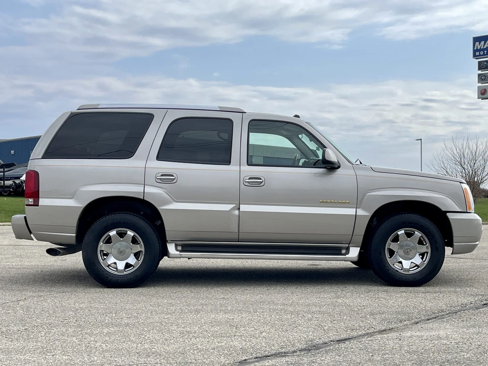2004 Cadillac Escalade & EXT 2nd Gen - Image 8 of 31