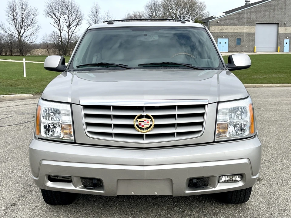 2004 Cadillac Escalade & EXT 2nd Gen - Image 5 of 31