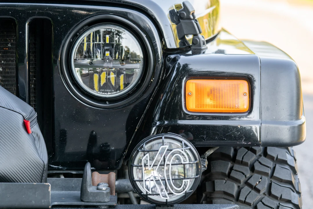 2004 Jeep TJ Wrangler - Image 14 of 31