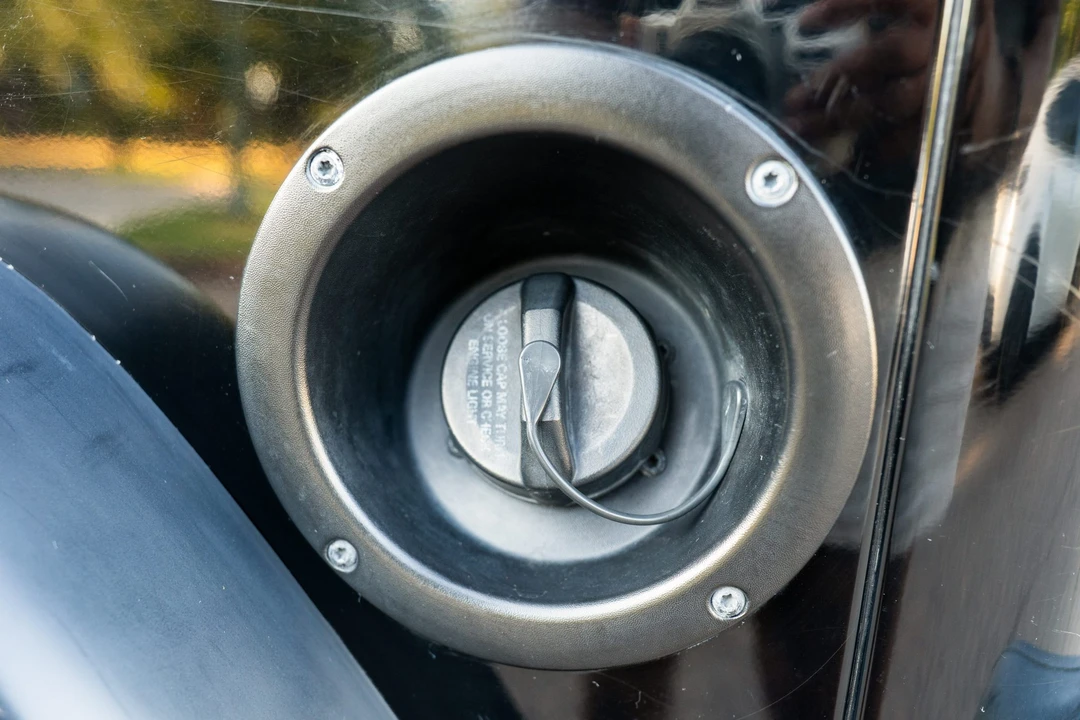 2004 Jeep TJ Wrangler - Image 26 of 31